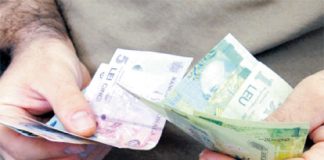 Preşedintele Iohannis a promulgat legea care reglementează bacşişul – va fi de cel mult 15% și va fi trecut pe nota de plată