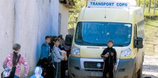 Transport gratuit pentru toți elevii!
