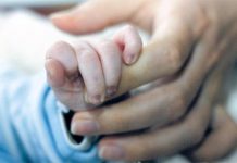Opt minore sub 15 ani au născut în județ, în primele şase luni ale anului