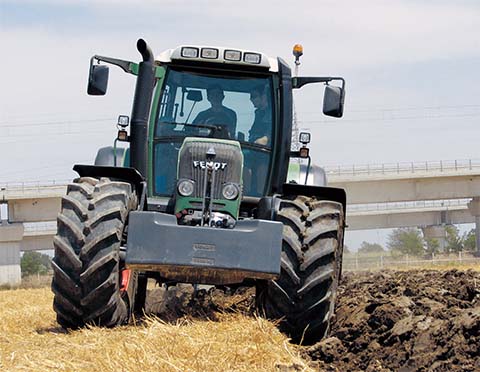 tractor