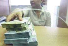 Firmele vasluiene nu reușesc să-și plătească creditele: 14% sunt neperformante, cea mai mare rată din țară