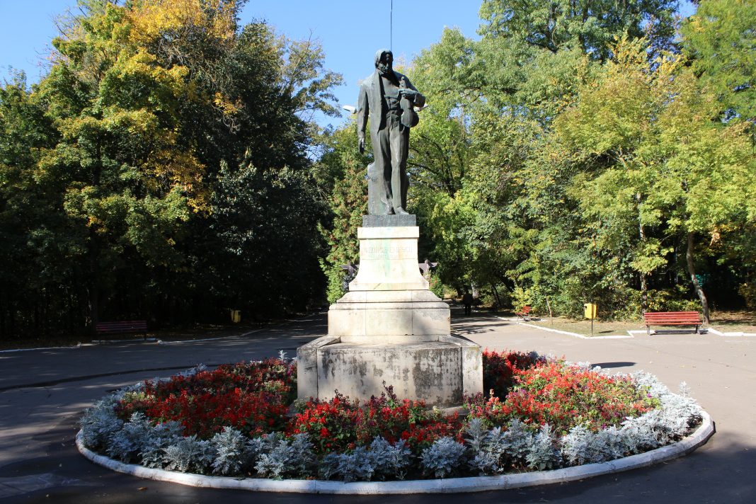 Maraton concertistic derulat sub genericul Pe urmele lui Enescu la Barlad