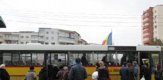 Biletul pe transportul public din municipiul Bârlad se scumpește cu 50 de bani