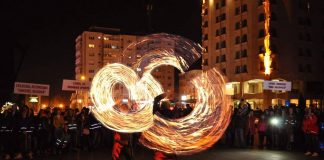 Primăria Vaslui stinge lumina și pornește spectacolul la „Ora Pământului”