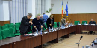 Securea razboiului intre Buzatu si consilierii PNL, ingropata (temporar) in comuna Alexandru Vlahuta