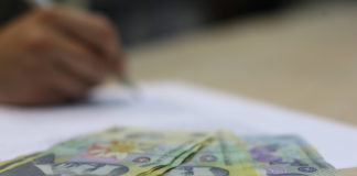 Vin banii pentru lemnele saracilor!