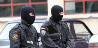 Percheziții la Negrești într-un dosar de proxenetism
