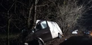 Microbuz plin cu vasluieni, accident grav in Neamt: doi morti si sapte raniti!