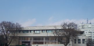 Salvarea Casei de Cultură din Vaslui ar putea veni de la Ministerul Muncii: Inițiativă legislativă pentru peluarea de către administrația locală