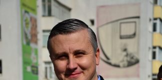 Mărțișoare personalizate și flori pentru doamne, de la tinerii liberali