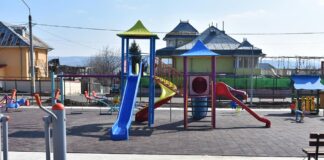 „Promoție” în timp de pandemie: parc de joacă în Bârlad, cu 5 miliarde de lei!