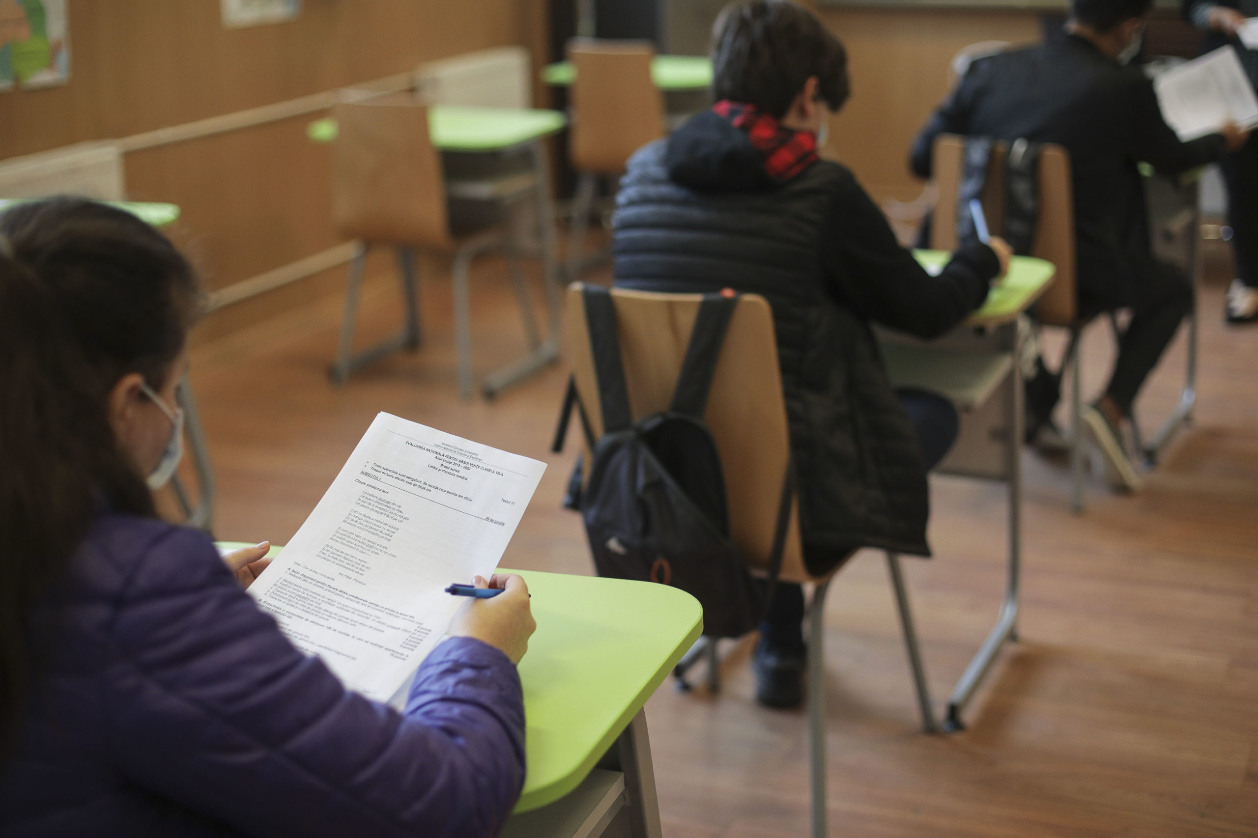 Evaluarea națională, încheiată cu succes! Se așteaptă rezultatele!