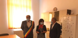 A fost inaugurat Centrul Comunitar Integrat de la Huși