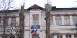 Două licee din județ, proiecte educaționale cu fonduri UE