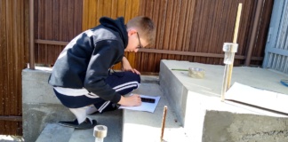 Micii astronomi bârlădeni au măsurat dimensiunea Terrei