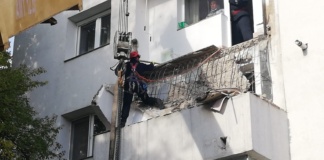 Balcon prăbușit, la Vaslui!