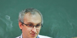 Medic bârlădean, împotriva achiziției unui aparat medical pentru tratarea bolnavilor Covid-19 în stare gravă!