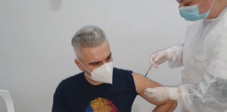Prefectul Mircea Gologan s-a vaccinat