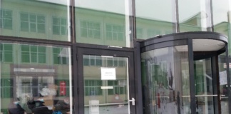 Centrul de vaccinare anti Covid de la Școala 8 Bârlad este funcțional