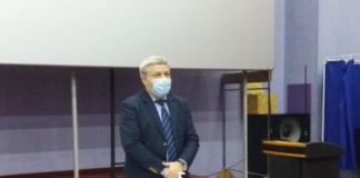 Centrul de vaccinare din Bârlad, în pericol de a fi închis!