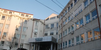 Șase membrii ai familiei fetiței decedată în 2014 la Spitalul Huși vor primi daune morale de 400 mii euro