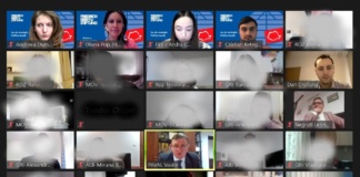Joc de strategie: Politica locală – Primarul Pavăl, la sfat cu tinerii consilieri