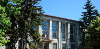 Vasluienii au ieșit din restricțiile pandemice, dar și din cele legale