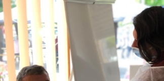 Senatorul Iulian Bîca s-a vaccinat la centrul mobil de vaccinare
