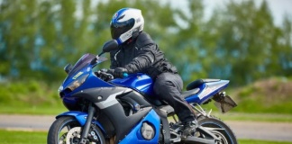 Motociclistă din Bârlad, participantă la campania națională „Siguranță pe două roți”