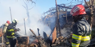 Aproape 190.000 lei strânși de Episcopia Hușilor pentru devastatorul incendiu din Bârlad!