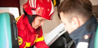 Bianca Gabără, voluntar SMURD: ”Am mai multă încredere în mine când văd că sunt de ajutor”