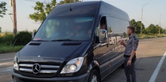Autoturism cu ITP fals, depistat în trafic de polițiștii de frontieră