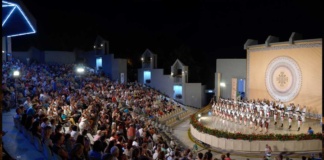 Pregătiri pentru un festival „Hora din Străbuni” de succes