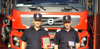 Doi pompieri din Bârlad, o viață în slujba salvării oamenilor