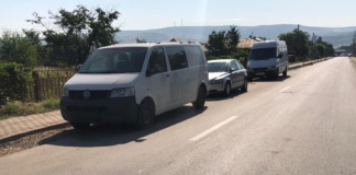 Mașinile fără RAR, coșmarul vasluienilor de pe strada Gheorghe Doja