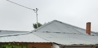 Necazuri mari la Zorleni, în urma ploilor abundente