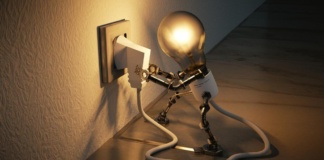 Consumatorii de energie care rămân fără furnizor în septembrie vor fi preluați de Electrica Furnizare