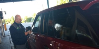 Autoturism fără drept de circulaţie, descoperit în PTF Albiţa