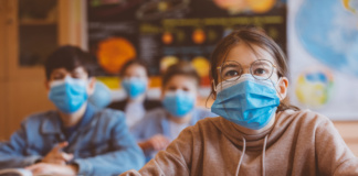 Aproape 78% din școlile cu personalitate juridică încep cursurile cu prezență fizică