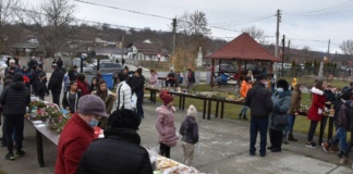 Târg de Crăciun organizat de copiii din Gârceni
