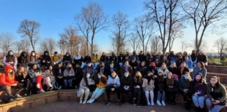 Liceenii bârlădeni, campanie inedită de Crăciun