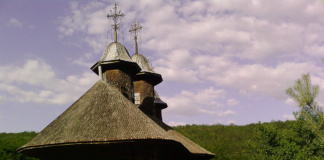Elevii, instruiți în cadrul proiectului „Cunoaște și protejează patrimonial cultural național!”