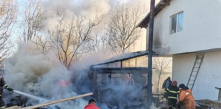 Incendiu la anexa unui restaurant din Bârlad din cauza coșului de fum al centralei