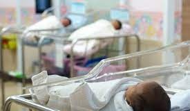 România, în scădere tot mai mare de populație. Nașterile, cu 7,5% mai mici în iunie, decesele au crescut