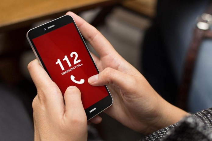 telefon cu aplicatia 112