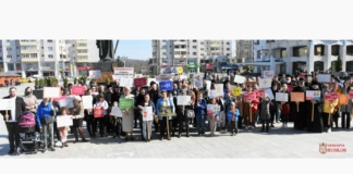 Episcopia Hușilor a organizat „Marșul pentru viață”