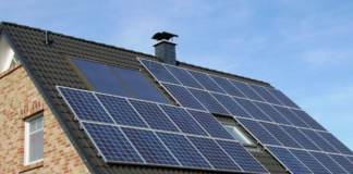 Peste un sfert dintre români au în plan să instaleze sisteme de panouri fotovoltaice
