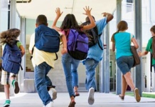 A început vacanța de vară. Când se întorc elevii la cursuri și cum va fi structurat anul școlar 2026-2027