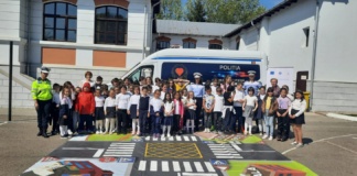 Poliția Rutieră, acțiune preventiv-educativă la Școala nr. 3 Vaslui