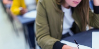 Aproape 2.500 de absolvenți din județ susțin probele scrise ale Bac-ului 2022